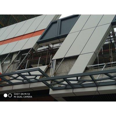 华鸿珑悦轩小区铝合金门窗制安工程金属门窗成功案例